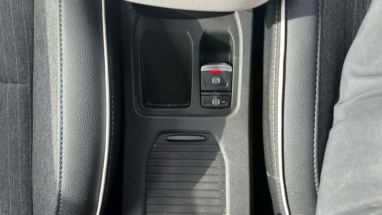 Renault Clio 1.6 E-TECH full hybrid 145 Techno 5dr Auto Hybrid Hatchback